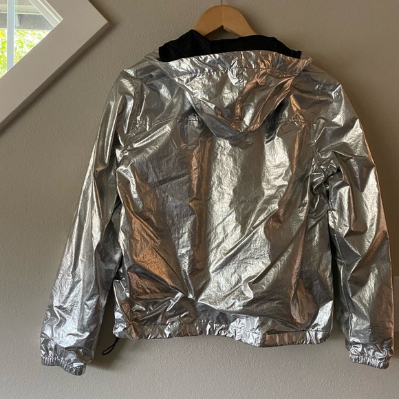 Old Navy Active Jacket Size Extra Small XS EUC - Picture 2 of 4